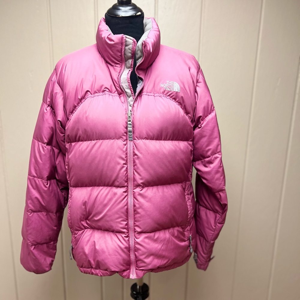 Great use condition women’s the north face bomber jacket, pink
